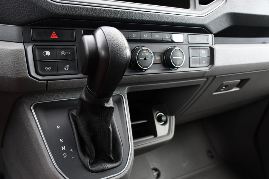 MAN TGE 3.140 35 2.0 L3H3 PB Edition Full Options, Adaptieve Cruise, Carplay, Camera, LED, 2 x Schuifdeur, Clima, Trekhaak, Automaat, Uniek!