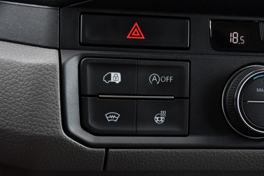 MAN TGE 3.140 35 2.0 L3H3 PB Edition Full Options, Adaptieve Cruise, Carplay, Camera, LED, 2 x Schuifdeur, Clima, Trekhaak, Automaat, Uniek!
