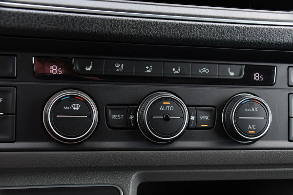 MAN TGE 3.140 35 2.0 L3H3 PB Edition Full Options, Adaptieve Cruise, Carplay, Camera, LED, 2 x Schuifdeur, Clima, Trekhaak, Automaat, Uniek!
