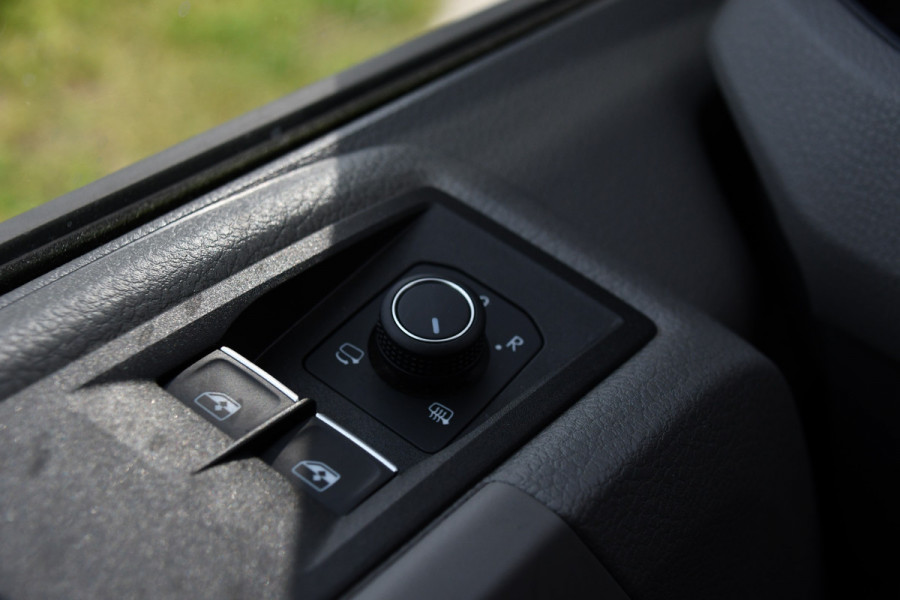 MAN TGE 3.140 35 2.0 L3H3 PB Edition Full Options, Adaptieve Cruise, Carplay, Camera, LED, 2 x Schuifdeur, Clima, Trekhaak, Automaat, Uniek!