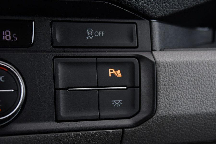 MAN TGE 3.140 35 2.0 L3H3 PB Edition Full Options, Adaptieve Cruise, Carplay, Camera, LED, 2 x Schuifdeur, Clima, Trekhaak, Automaat, Uniek!