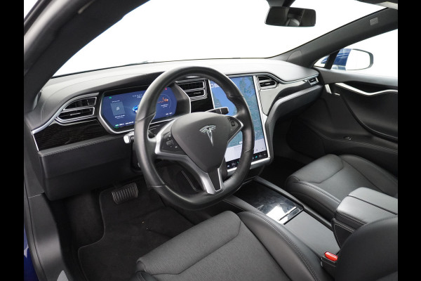 Tesla Model S 75D AWD Luchtvering AutoPilot Navi Panoramadak Camera Led Elektr.Stuur en Stoel+Geheugen+Spiegels+verwarmd Elektr.Achterklep Key 19"Lmv 4WD WiFi Rijstrookhulp Bordherkenning ACC ESP Dodehoek Detector Mistlampen NVIDIA®Tegra® Processor HomeLink 5 Origineel Nederlandse Tesla Nieuwprijs €87.150 Garantie op de accu/motor tot 29-03-2026/240.000km
