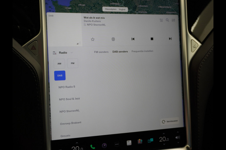 Tesla Model S 75D AWD Luchtvering AutoPilot Navi Panoramadak Camera Led Elektr.Stuur en Stoel+Geheugen+Spiegels+verwarmd Elektr.Achterklep Key 19"Lmv 4WD WiFi Rijstrookhulp Bordherkenning ACC ESP Dodehoek Detector Mistlampen NVIDIA®Tegra® Processor HomeLink 5 Origineel Nederlandse Tesla Nieuwprijs €87.150 Garantie op de accu/motor tot 29-03-2026/240.000km