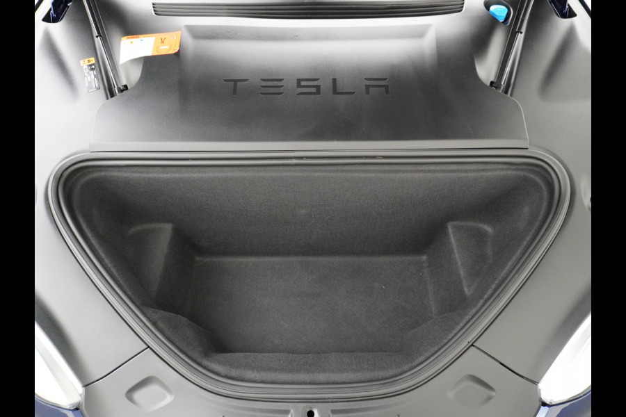 Tesla Model S 75D AWD Luchtvering AutoPilot Navi Panoramadak Camera Led Elektr.Stuur en Stoel+Geheugen+Spiegels+verwarmd Elektr.Achterklep Key 19"Lmv 4WD WiFi Rijstrookhulp Bordherkenning ACC ESP Dodehoek Detector Mistlampen NVIDIA®Tegra® Processor HomeLink 5 Origineel Nederlandse Tesla Nieuwprijs €87.150 Garantie op de accu/motor tot 29-03-2026/240.000km