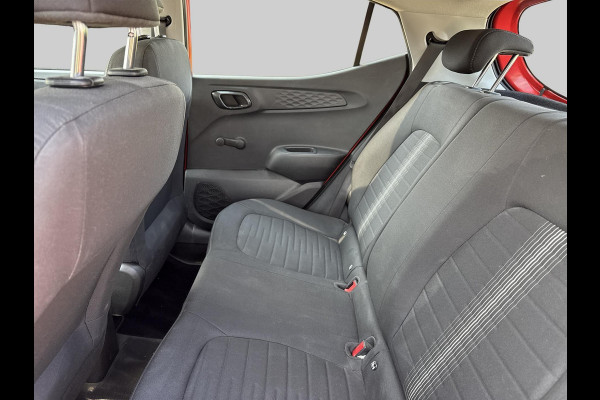 Hyundai i10 1.0 Comfort NAVIGATIE // KEURIGE STAAT!!