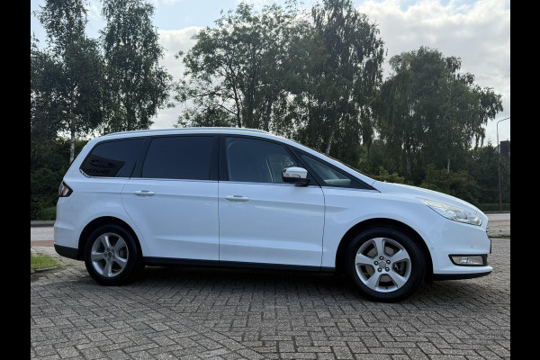 Ford Galaxy 1.5 Ecoboost Titanium 160pk Navigatie | Stoelverwarming | Parkeersensoren | Apple Carplay/ Android auto
