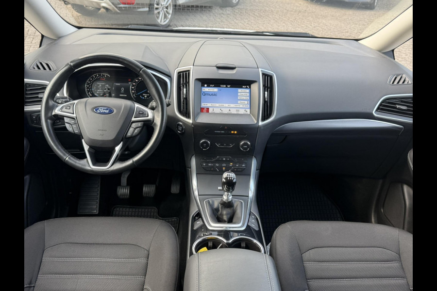 Ford Galaxy 1.5 Ecoboost Titanium 160pk Navigatie | Stoelverwarming | Parkeersensoren | Apple Carplay/ Android auto