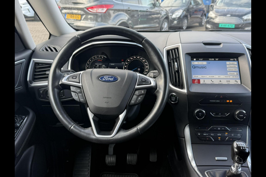 Ford Galaxy 1.5 Ecoboost Titanium 160pk Navigatie | Stoelverwarming | Parkeersensoren | Apple Carplay/ Android auto