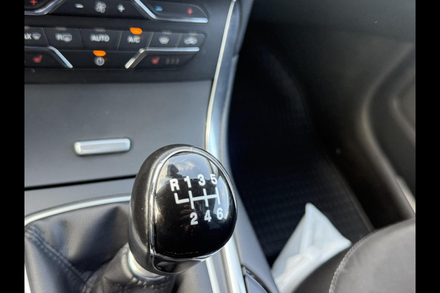 Ford Galaxy 1.5 Ecoboost Titanium 160pk Navigatie | Stoelverwarming | Parkeersensoren | Apple Carplay/ Android auto