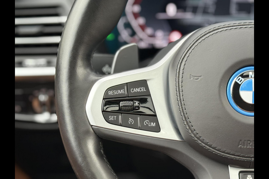 BMW X3 xDrive30e High Executive M-Sport|SOH91%|Pano|El. M-sportzetels|Trekhaak|HUD|HIFI