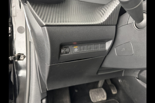 Peugeot e-208 EV Allure 50 kWh (INCL-BTW) Aut.*LEATHER-FABRIC | DIGI-COCKPIT | CARPLAY | LANE-ASSIST | KEYLESS | CCS-FASTLOADER | CAMERA | ECC | PDC | LANE-ASSIST | CRUISE | COMFORT-SEATS | DAB | 16"ALU*