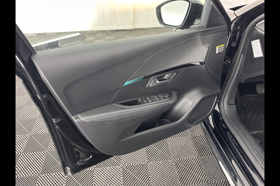 Peugeot e-208 EV Allure 50 kWh (INCL-BTW) Aut.*LEATHER-FABRIC | DIGI-COCKPIT | CARPLAY | LANE-ASSIST | KEYLESS | CCS-FASTLOADER | CAMERA | ECC | PDC | LANE-ASSIST | CRUISE | COMFORT-SEATS | DAB | 16"ALU*