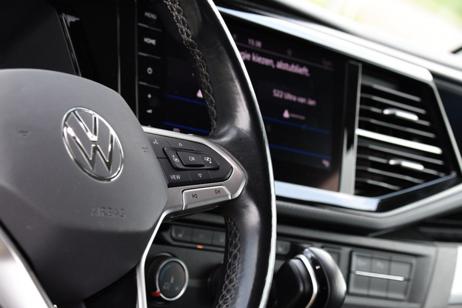 Volkswagen Transporter 2.0 TDI L2H1 30 DC Bulli Virtual, Adaptieve Cruise, Carplay, Stoelverwarming, 2 x Schuifdeur, 150pk, Camera, Trekhaak, LED, Uniek!