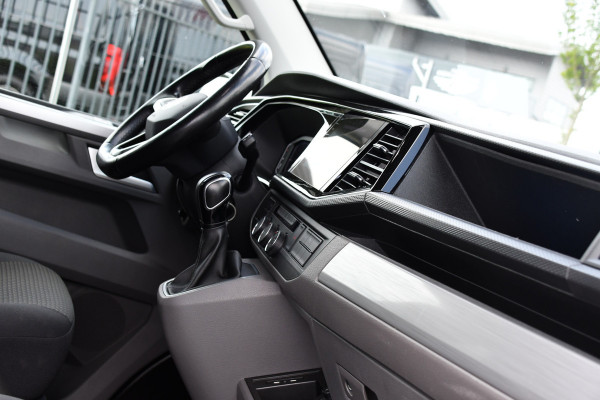 Volkswagen Transporter 2.0 TDI L2H1 30 DC Bulli Virtual, Adaptieve Cruise, Carplay, Stoelverwarming, 2 x Schuifdeur, 150pk, Camera, Trekhaak, LED, Uniek!