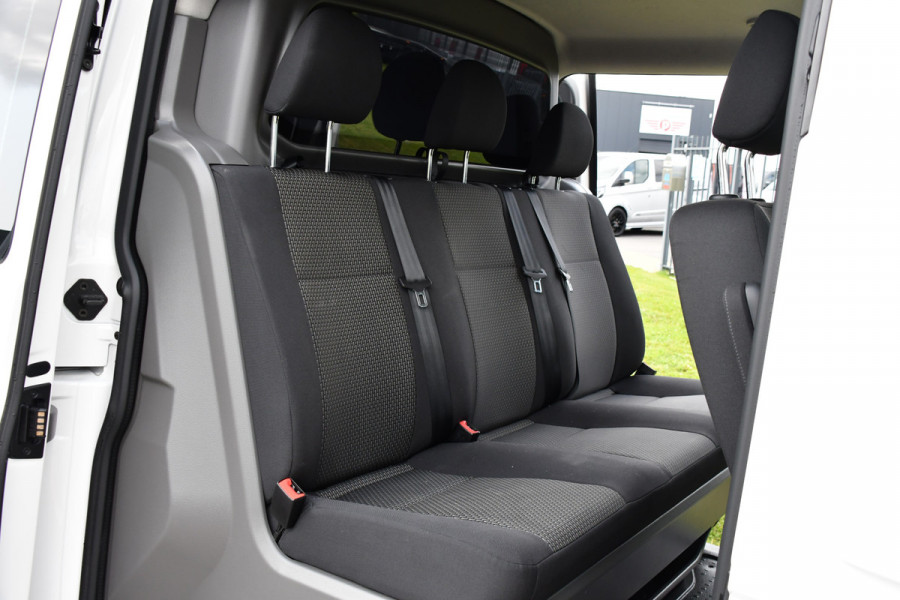 Volkswagen Transporter 2.0 TDI L2H1 30 DC Bulli Virtual, Adaptieve Cruise, Carplay, Stoelverwarming, 2 x Schuifdeur, 150pk, Camera, Trekhaak, LED, Uniek!