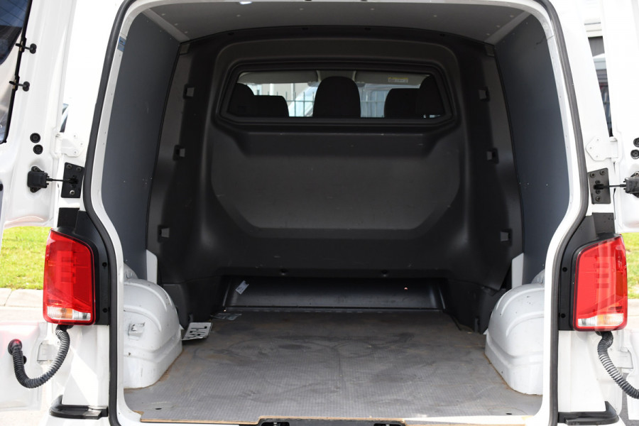 Volkswagen Transporter 2.0 TDI L2H1 30 DC Bulli Virtual, Adaptieve Cruise, Carplay, Stoelverwarming, 2 x Schuifdeur, 150pk, Camera, Trekhaak, LED, Uniek!