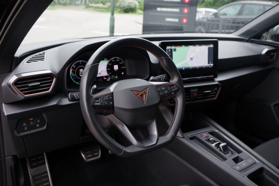 CUPRA Leon 1.4 e-Hybrid 204 PK VZ Adrenaline PHEV, Stoelverwarming, Kuipstoelen, Carplay, Sfeerverlichting