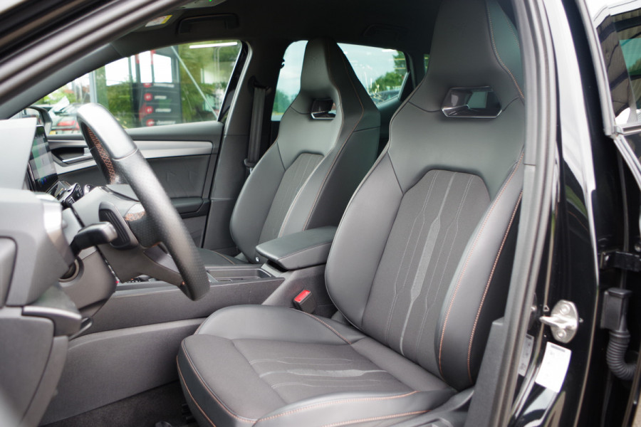 CUPRA Leon 1.4 e-Hybrid 204 PK VZ Adrenaline PHEV, Stoelverwarming, Kuipstoelen, Carplay, Sfeerverlichting