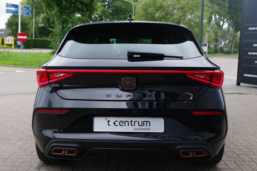 CUPRA Leon 1.4 e-Hybrid 204 PK VZ Adrenaline PHEV, Stoelverwarming, Kuipstoelen, Carplay, Sfeerverlichting