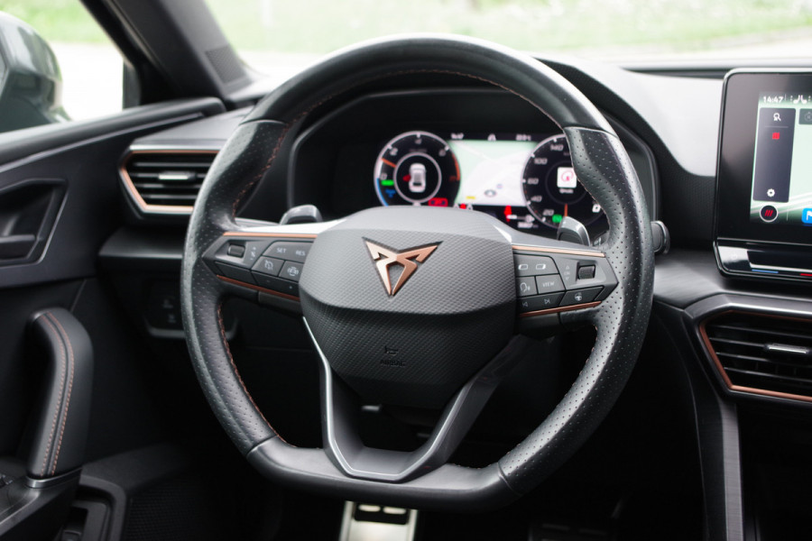 CUPRA Leon 1.4 e-Hybrid 204 PK VZ Adrenaline PHEV, Stoelverwarming, Kuipstoelen, Carplay, Sfeerverlichting