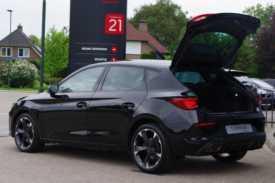 CUPRA Leon 1.4 e-Hybrid 204 PK VZ Adrenaline PHEV, Stoelverwarming, Kuipstoelen, Carplay, Sfeerverlichting