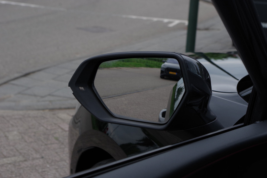 CUPRA Leon 1.4 e-Hybrid 204 PK VZ Adrenaline PHEV, Stoelverwarming, Kuipstoelen, Carplay, Sfeerverlichting