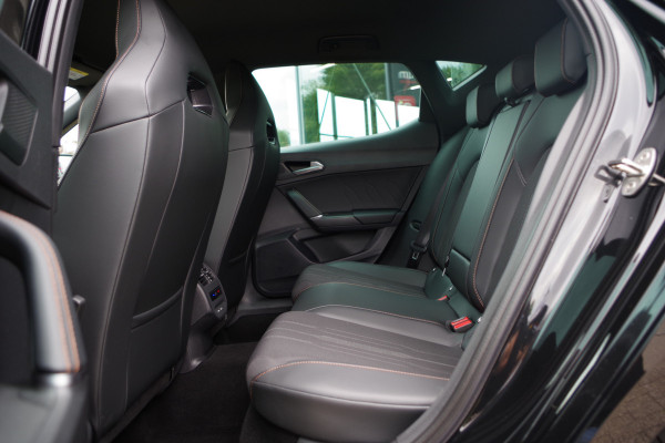 CUPRA Leon 1.4 e-Hybrid 204 PK VZ Adrenaline PHEV, Stoelverwarming, Kuipstoelen, Carplay, Sfeerverlichting