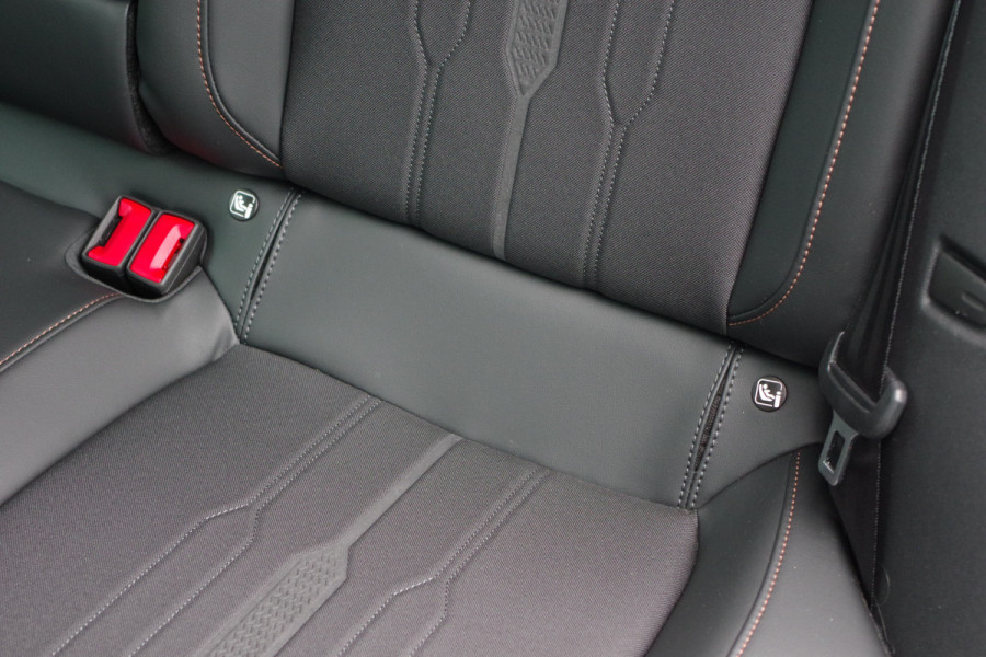 CUPRA Leon 1.4 e-Hybrid 204 PK VZ Adrenaline PHEV, Stoelverwarming, Kuipstoelen, Carplay, Sfeerverlichting