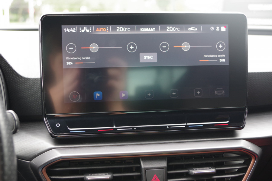CUPRA Leon 1.4 e-Hybrid 204 PK VZ Adrenaline PHEV, Stoelverwarming, Kuipstoelen, Carplay, Sfeerverlichting