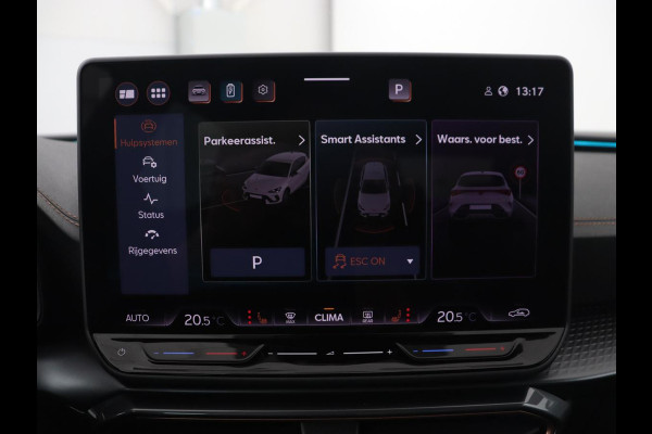 CUPRA Leon 1.5 TSI e-Hybrid | Stoel & stuurverwarming | Camera | Adaptive cruise | Carplay | Sportstoelen | Park Assist | Sfeerverlichting | Keyless | PHEV