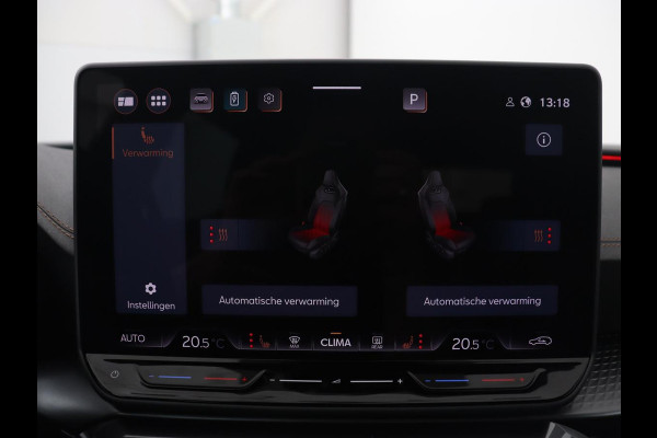 CUPRA Leon 1.5 TSI e-Hybrid | Stoel & stuurverwarming | Camera | Adaptive cruise | Carplay | Sportstoelen | Park Assist | Sfeerverlichting | Keyless | PHEV