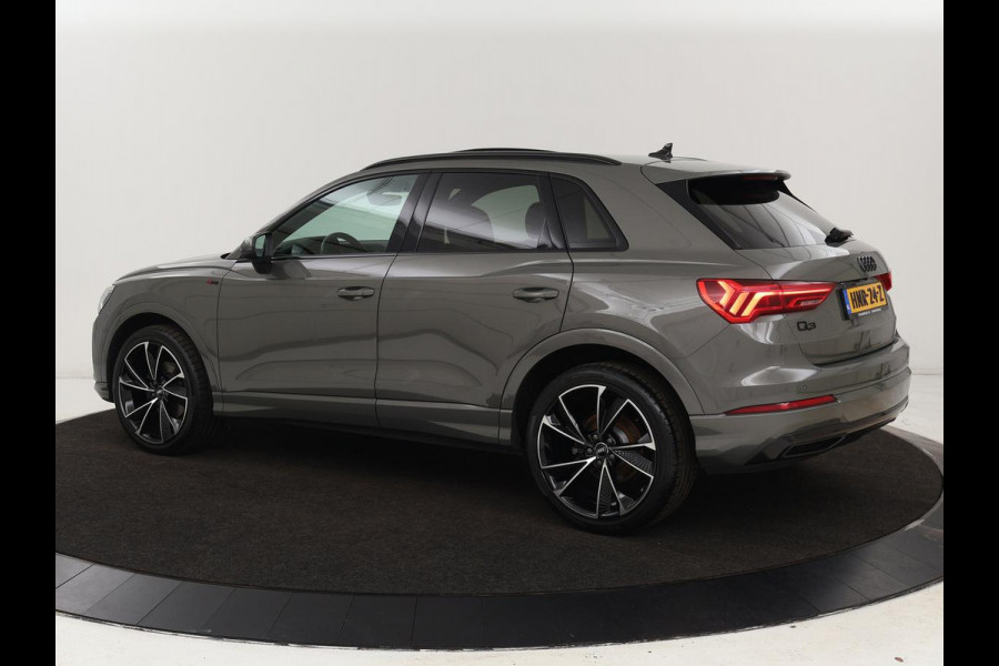 Audi Q3 35 TFSI S Line Pro Line S | Panoramadak | Stoelverwarming | Adaptive cruise | Carplay | Trekhaak | Keyless | Virual Cockpit | Half leder | DAB | Full LED