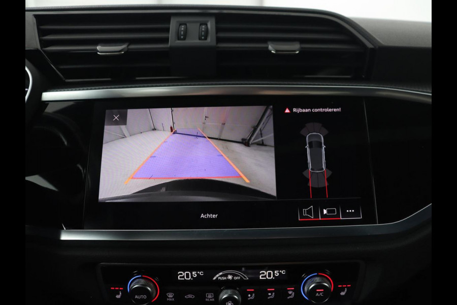 Audi Q3 35 TFSI S Line Pro Line S | Panoramadak | Stoelverwarming | Adaptive cruise | Carplay | Trekhaak | Keyless | Virual Cockpit | Half leder | DAB | Full LED