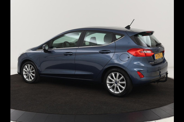 Ford Fiesta 1.0 EcoBoost Titanium | Stoel & stuurverwarming | Trekhaak | Carplay | Climate control | Cruise control | Verwarmde voorruit | Parkeerhulp