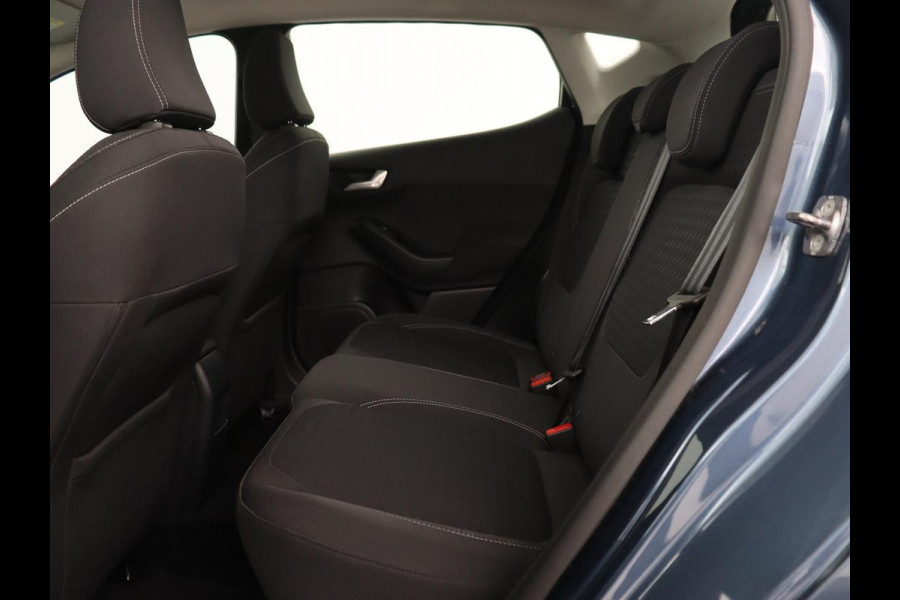 Ford Fiesta 1.0 EcoBoost Titanium | Stoel & stuurverwarming | Trekhaak | Carplay | Climate control | Cruise control | Verwarmde voorruit | Parkeerhulp