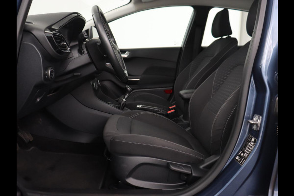 Ford Fiesta 1.0 EcoBoost Titanium | Stoel & stuurverwarming | Trekhaak | Carplay | Climate control | Cruise control | Verwarmde voorruit | Parkeerhulp