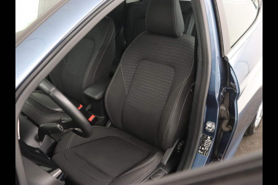 Ford Fiesta 1.0 EcoBoost Titanium | Stoel & stuurverwarming | Trekhaak | Carplay | Climate control | Cruise control | Verwarmde voorruit | Parkeerhulp