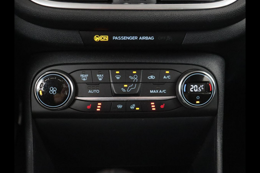Ford Fiesta 1.0 EcoBoost Titanium | Stoel & stuurverwarming | Trekhaak | Carplay | Climate control | Cruise control | Verwarmde voorruit | Parkeerhulp