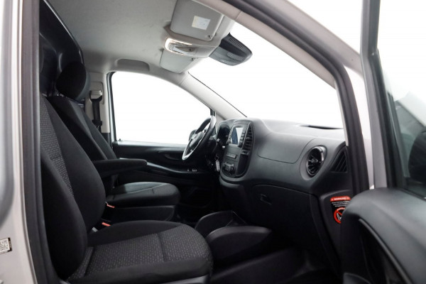 Mercedes-Benz Vito 114 CDI 136pk Compact 9G Automaat 2x Schuifdeur/LED/Camera/Inrichting 05-2022