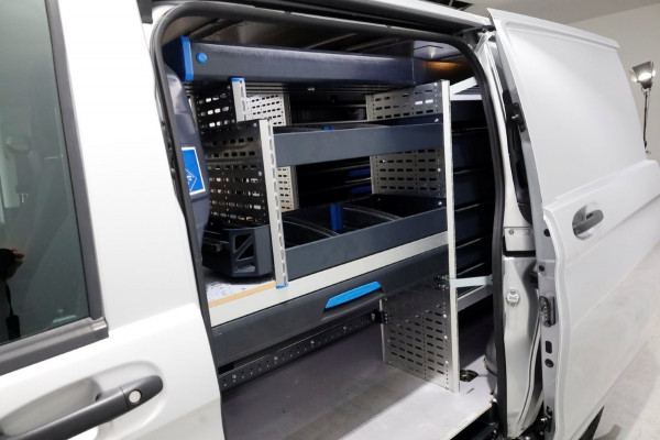 Mercedes-Benz Vito 114 CDI 136pk Compact 9G Automaat 2x Schuifdeur/LED/Camera/Inrichting 05-2022