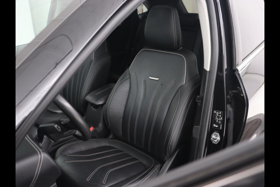 Ford Kuga 2.5 PHEV Vignale | Panoramadak | Head-Up | Stoel & stuurverwarming | Adaptive cruise | Trekhaak | Leder | Camera | Achterbankverwarming | Carplay | Digital Cockpit | Navigatie