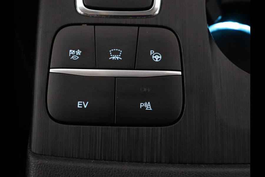 Ford Kuga 2.5 PHEV Vignale | Panoramadak | Head-Up | Stoel & stuurverwarming | Adaptive cruise | Trekhaak | Leder | Camera | Achterbankverwarming | Carplay | Digital Cockpit | Navigatie