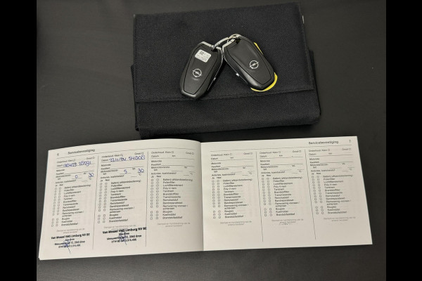 Opel Mokka 1.2 Turbo Elegance Cruise control Climate control Stoelverwarming Full LED Apple / Android Parkeersensoren plus camera