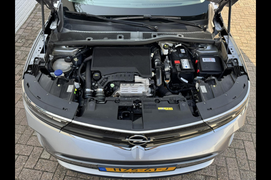 Opel Mokka 1.2 Turbo Elegance Cruise control Climate control Stoelverwarming Full LED Apple / Android Parkeersensoren plus camera