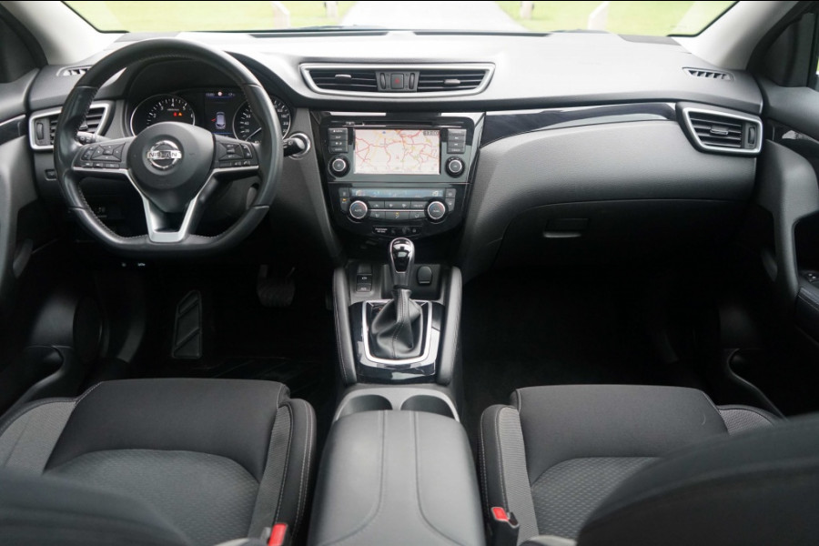 Nissan QASHQAI 1.3 DIG-T 160PK N-Connecta Automaat/Pano/360