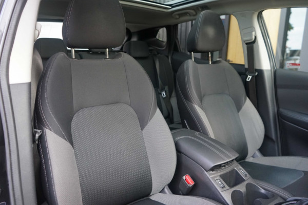 Nissan QASHQAI 1.3 DIG-T 160PK N-Connecta Automaat/Pano/360