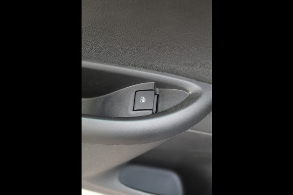 Opel Astra Sports Tourer 1.2 110pk Elegance Climate control , Camera , Cruise control , Stoel en stuur verwarming Bluetooth , LED dagrijverlichting ,