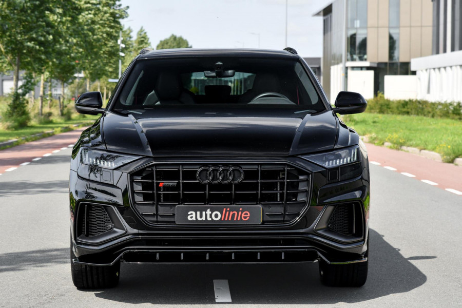Audi Q8 55 TFSI e quattro 3x S-Line. RS stoelen, Softcl, Luchtv, B&O, Trekh, Matrix, Sfeer, 23'', Camera, CarPlay!