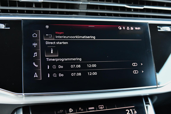 Audi Q8 55 TFSI e quattro 3x S-Line. RS stoelen, Softcl, Luchtv, B&O, Trekh, Matrix, Sfeer, 23'', Camera, CarPlay!
