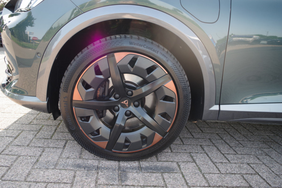 CUPRA Formentor 1.4 e-Hybrid 245 PK VZ Copper Edition, Adap. Cruise Control, Panoramadak, LED